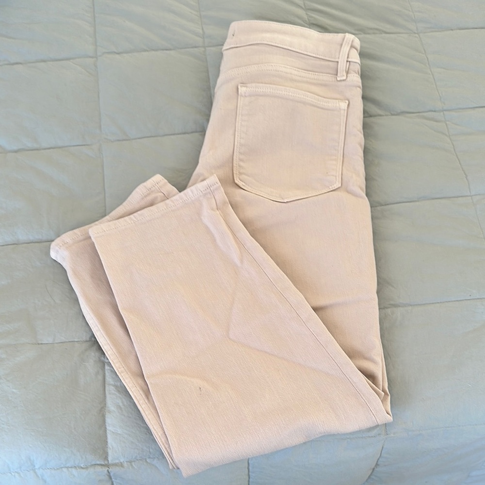 Athleta sculptek Beige cropped Jeans